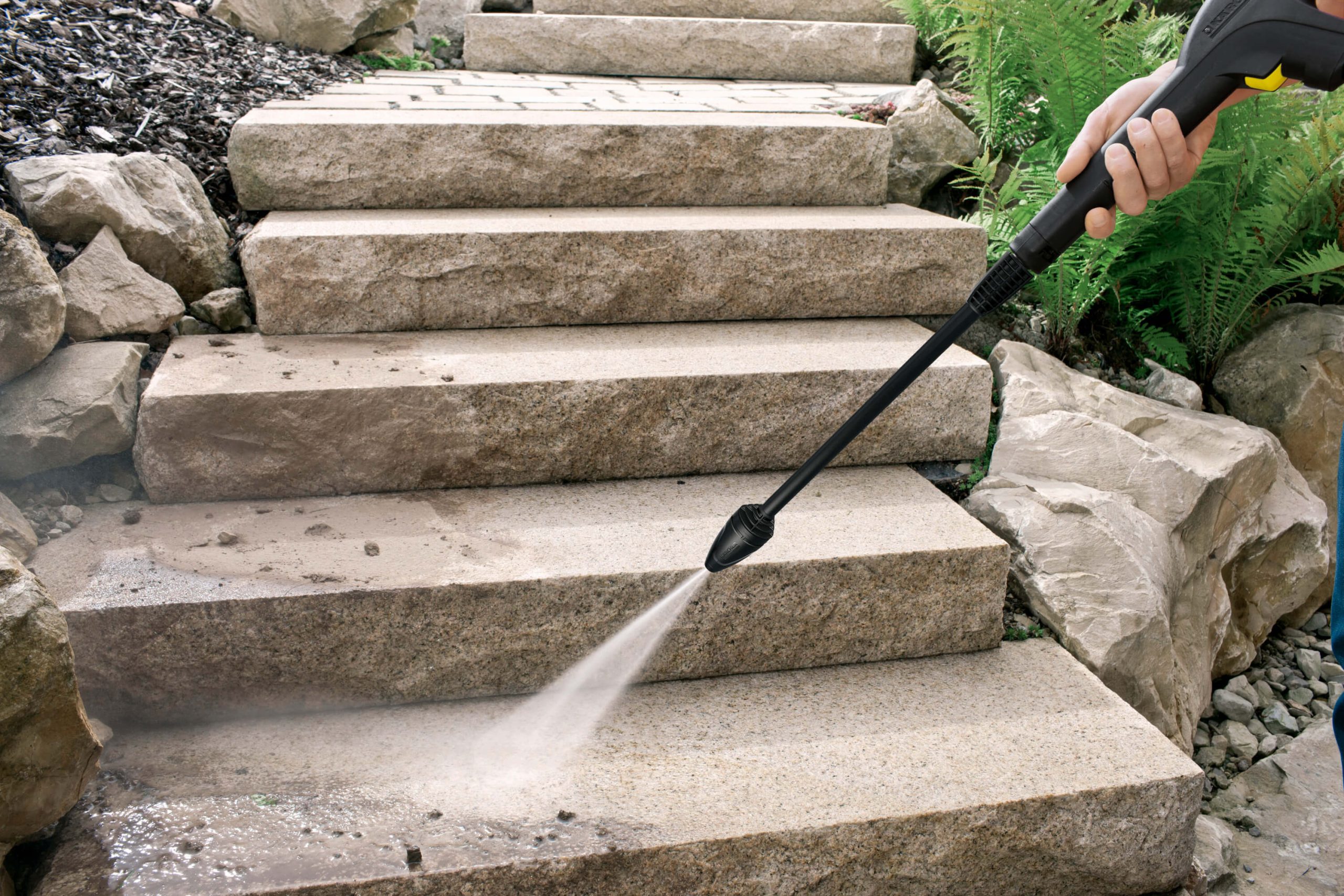 K_2_3_DB_120_stone_stairs_app_1_CI15_2000x3000px_3000x2000px Application Image