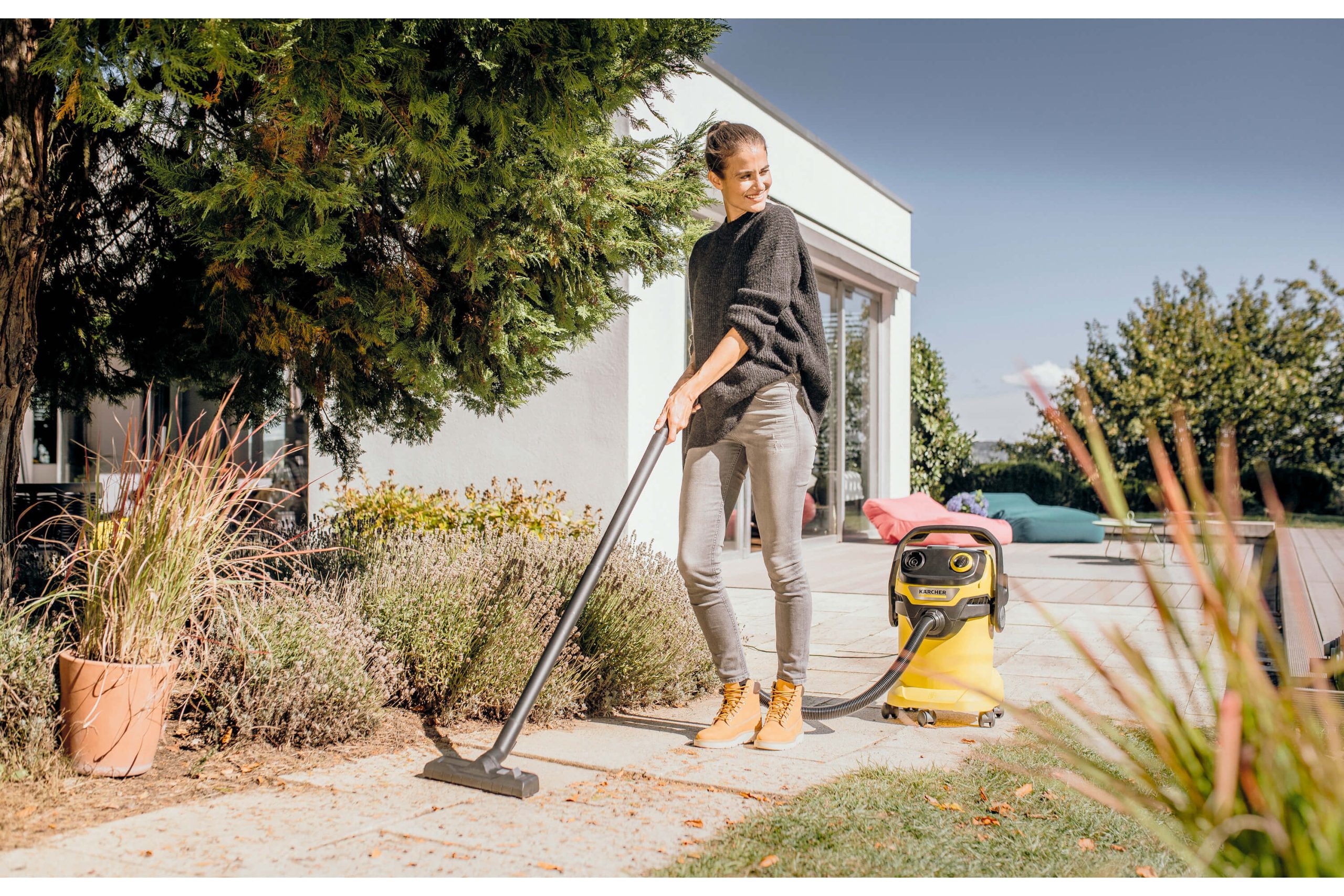 WD_5_2_2m_hose_garden_path_app_02_CI20_2000x3000px_3000x2000px Application Image